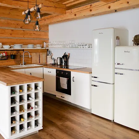 Roubenka Meandra 100m2 * Борова Лада